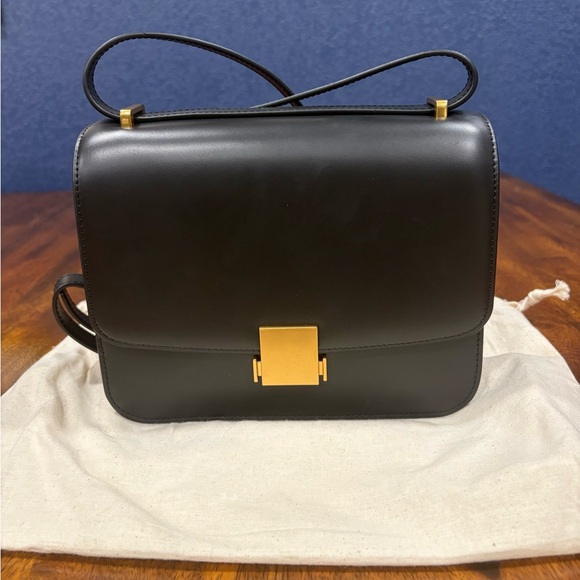 New! Quince | Italian Leather Box Shoulder Bag | Black - Picture 4 of 9